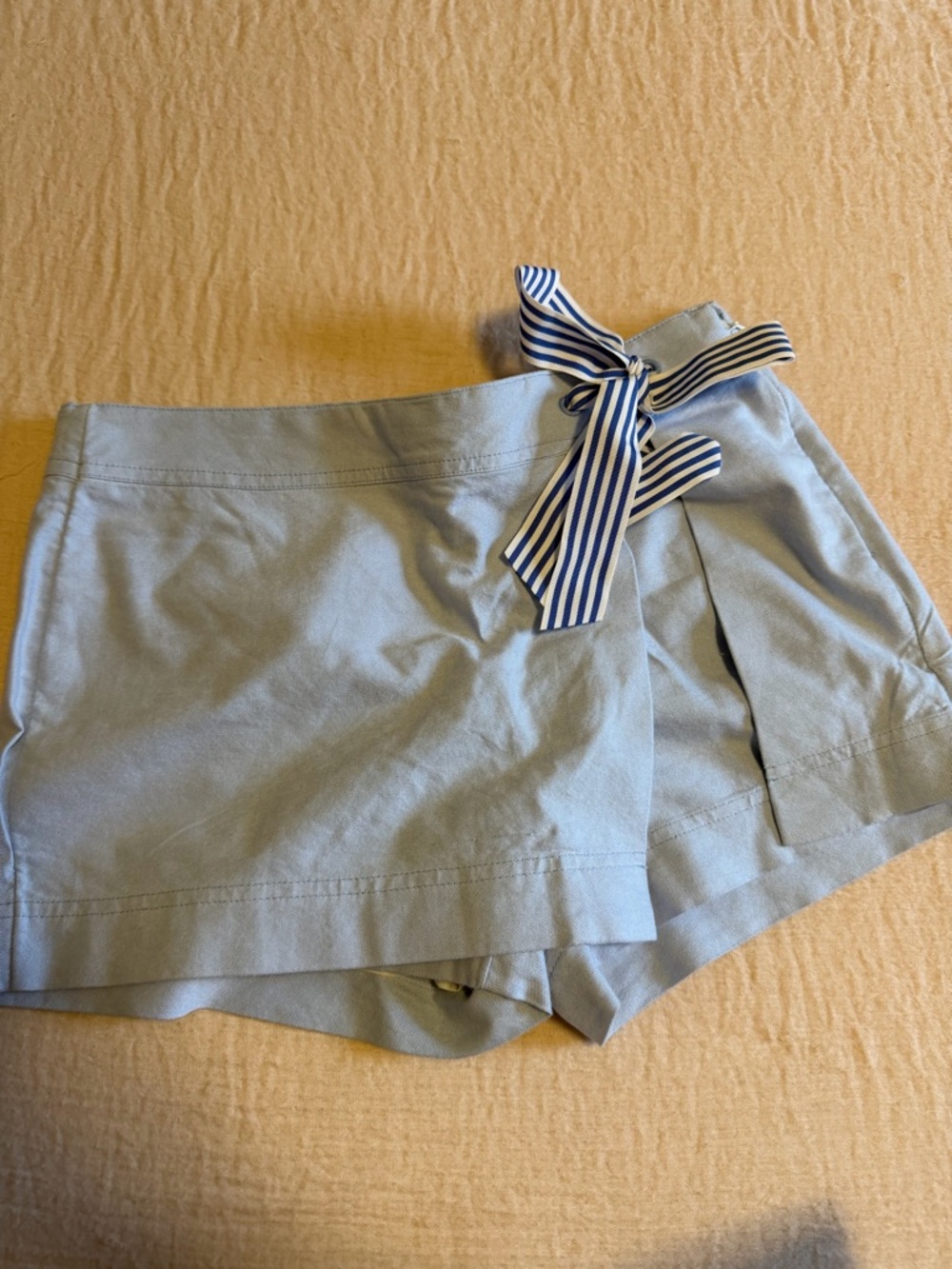 Vineyard Vines Light Blue Skort with Striped Tie